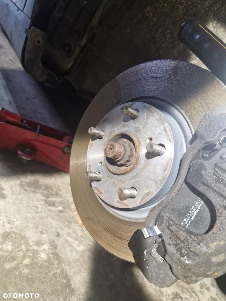 Toyota Corolla Verso - 8