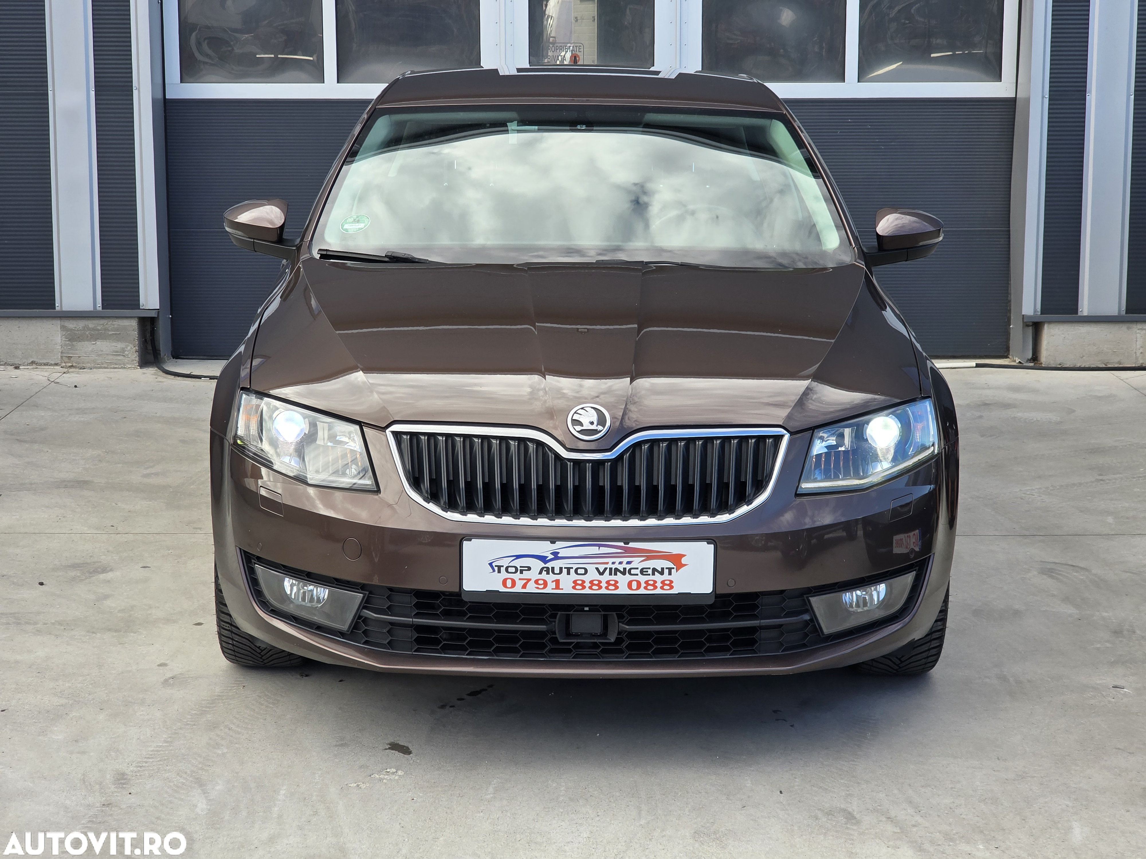 Skoda Octavia 1.4 TSI ELEGANCE - 2
