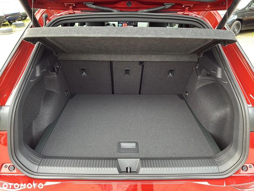 Volkswagen T-Roc - 32