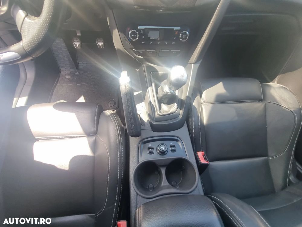 Ford Focus - 17
