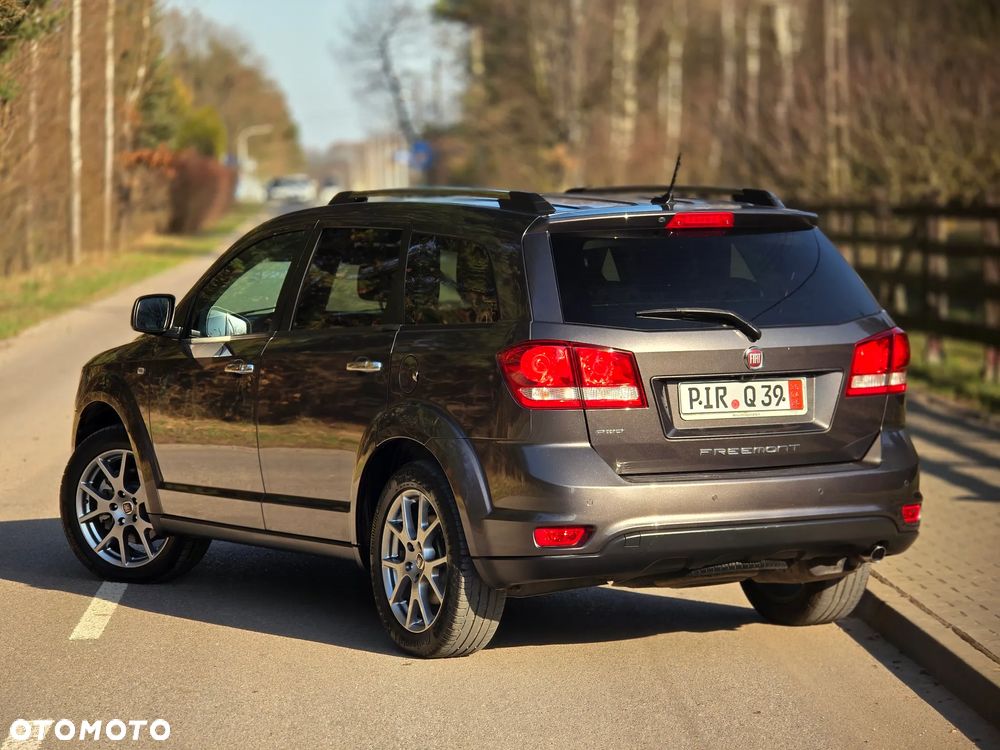 Fiat Freemont 2.0 Multijet Lounge AWD - 3