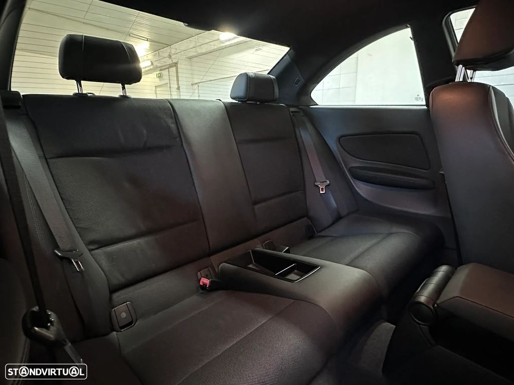 BMW 120 dA Coupe - 15