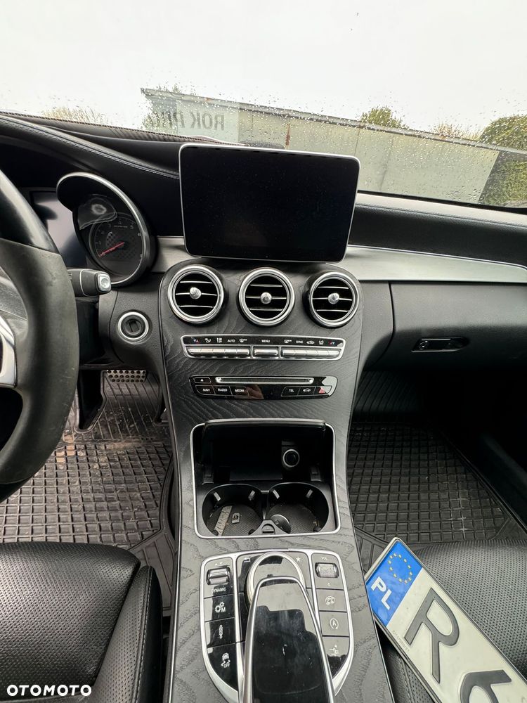 Mercedes-Benz Klasa C AMG 43 Coupe 4Matic 9G-TRONIC Night Edition - 8