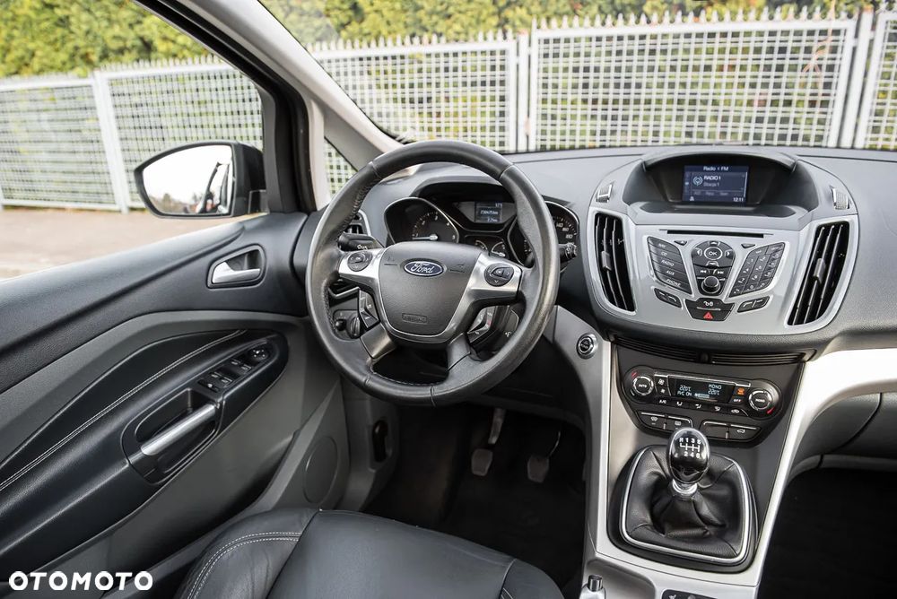 Ford Grand C-MAX - 28