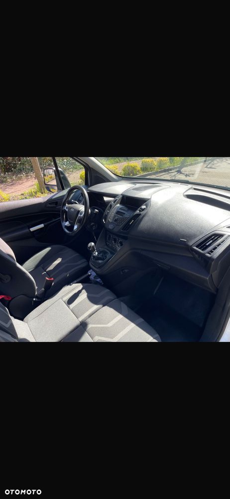 Ford Transit Connect - 8