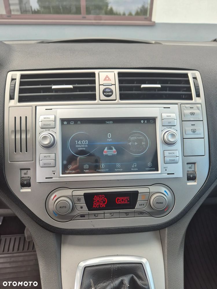 Ford Kuga 2.0 TDCi 4x4 Titanium - 21