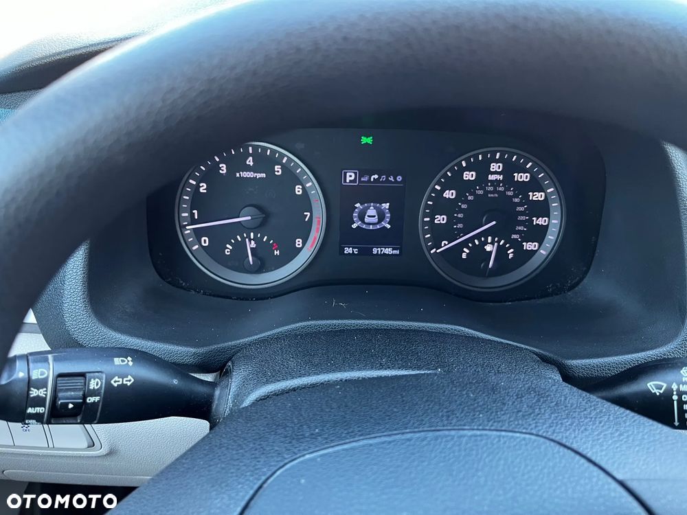 Hyundai Tucson - 13