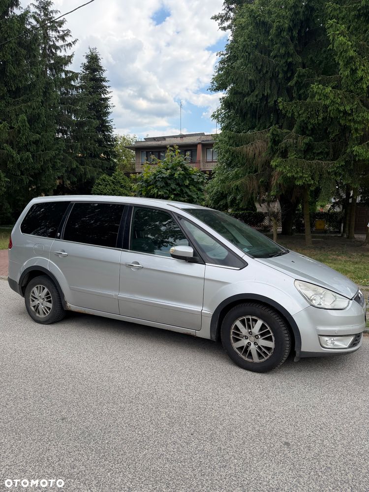 Ford Galaxy 1.8 TDCi Ambiente - 2