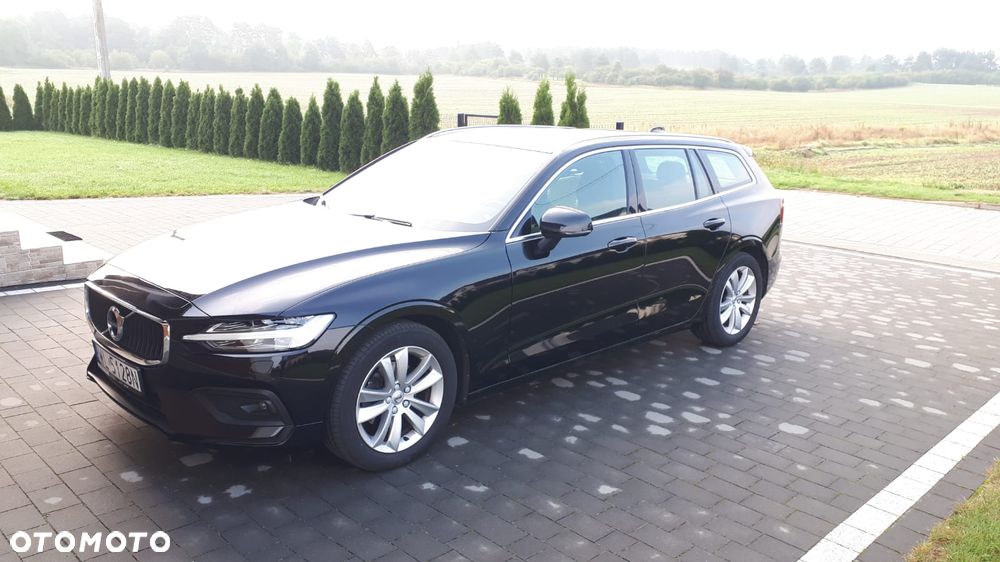 Volvo V60 D3 Momentum Pro - 2