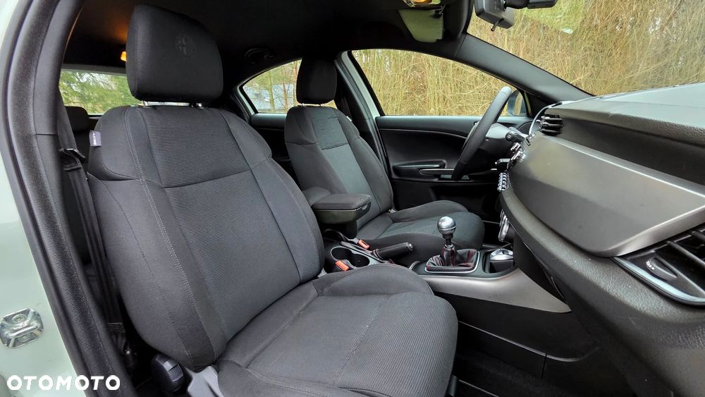 Alfa Romeo Giulietta 1.4 TB 16V Veloce - 24