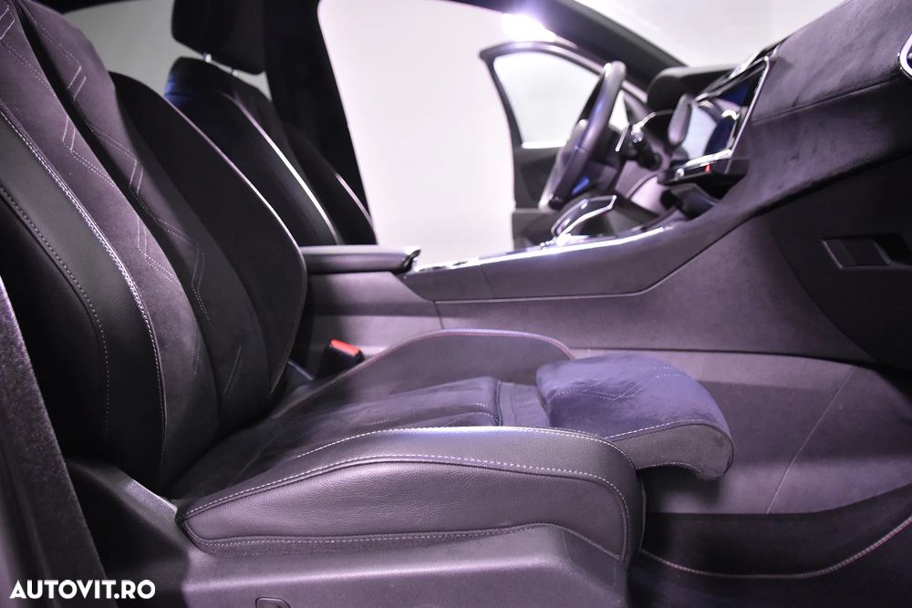 DS Automobiles DS 7 Crossback - 12