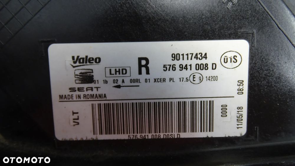 SEAT ATECA 576 - lampa przednia prawa FULL LED - 14