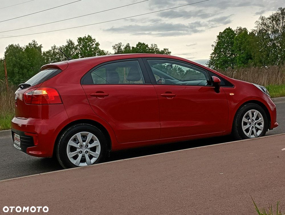 Kia Rio - 5
