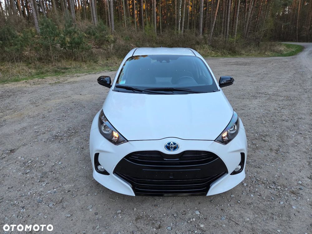 Toyota Yaris 116 1.5 VVT-i Black&White - 13