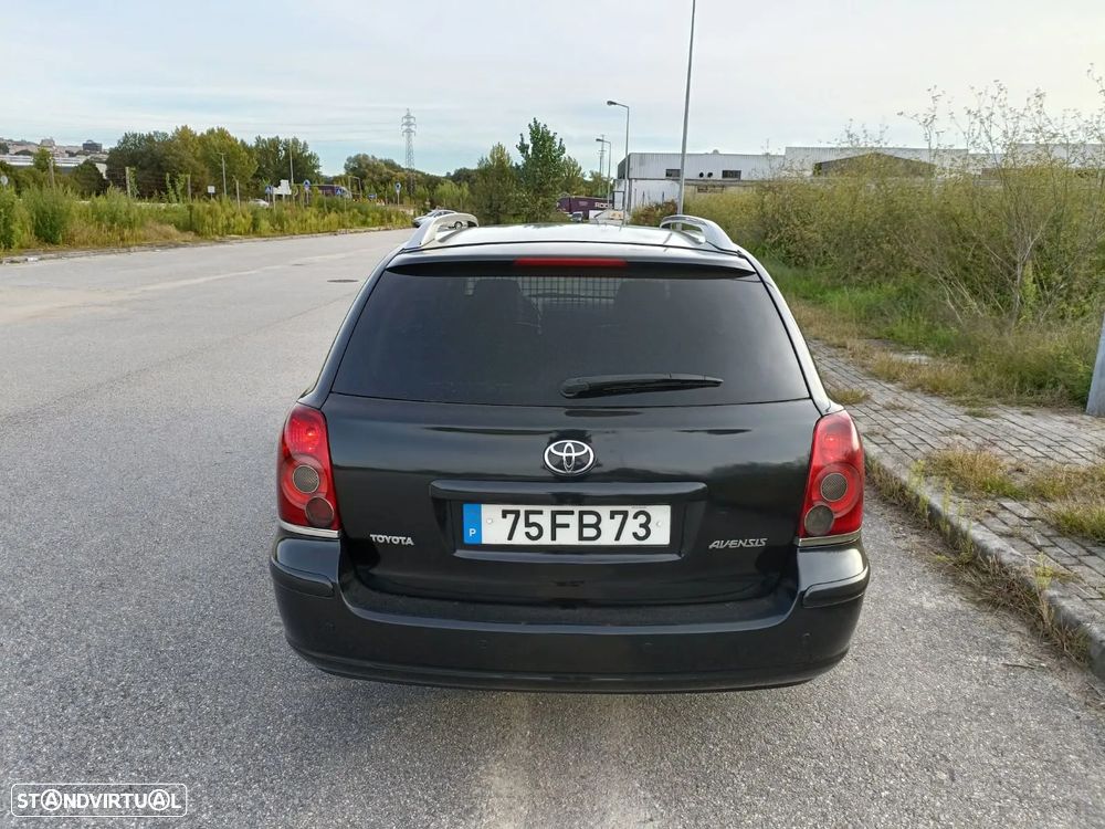 Toyota Avensis SW 2.0 D-4D Sol+GPS - 8