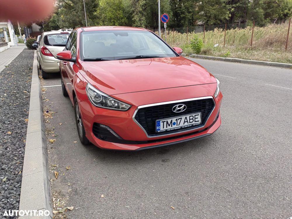 Hyundai i30 1.4 100CP 5DR M/T Highway - 6