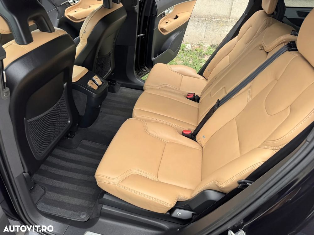Volvo XC 90 B5 D AWD Geartronic Inscription - 11