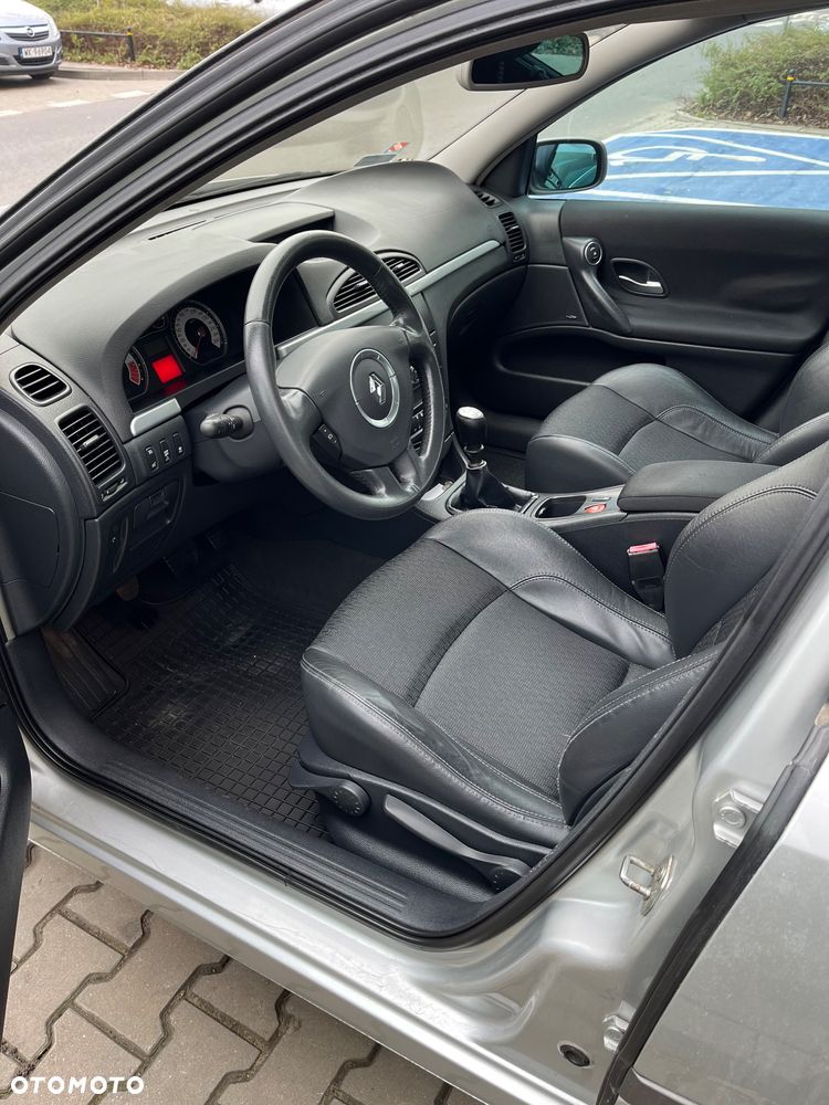 Renault Laguna 1.9 dCi Luxe Dynamique - 7