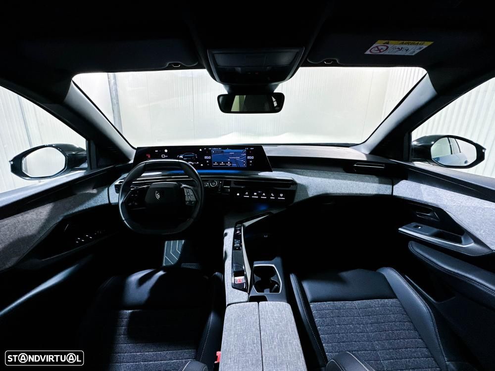 Peugeot 3008 1.2 Hybrid Allure e-DCS6 - 11