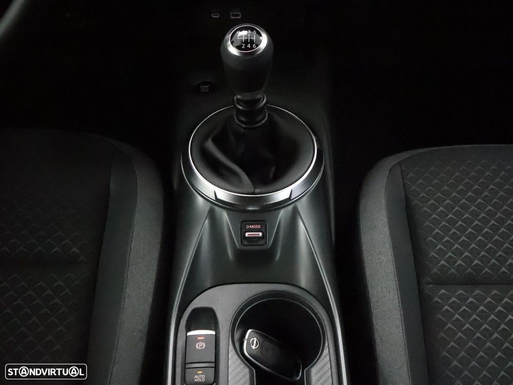 Nissan Juke 1.0 DIG-T N-Connecta - 25
