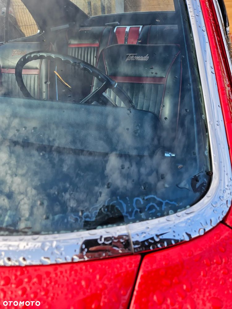 Oldsmobile Toronado - 12