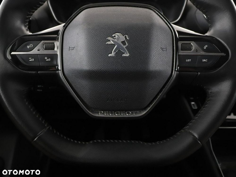 Peugeot 2008 PureTech 100 Stop&Start Allure Pack - 22