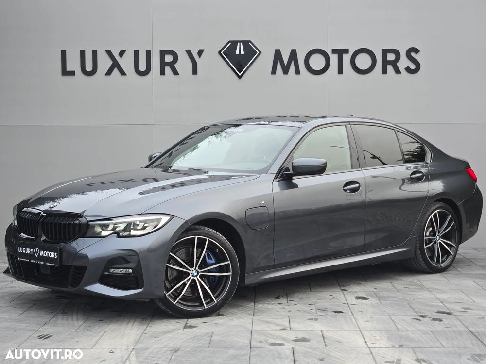 BMW Seria 3 330e iPerformance M Sport - 1