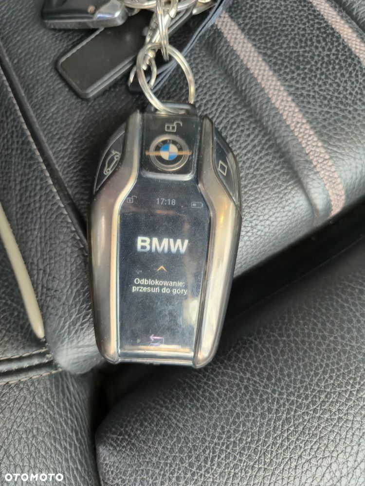 BMW Seria 5 520d Sport Line - 21