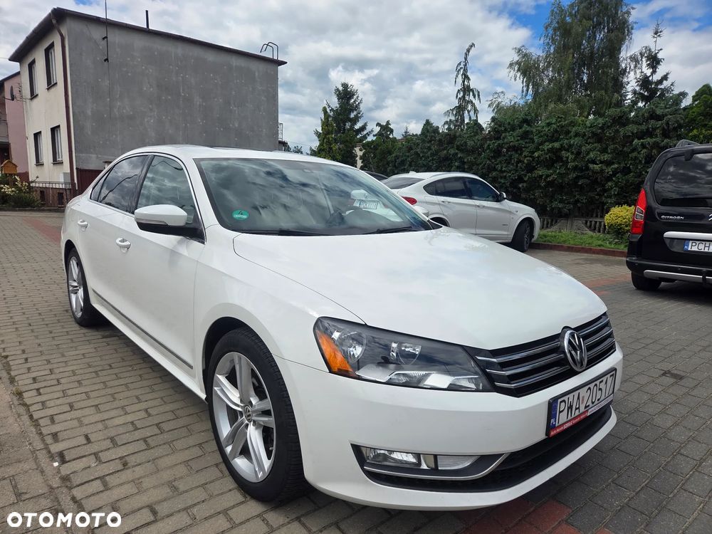 Volkswagen Passat - 4