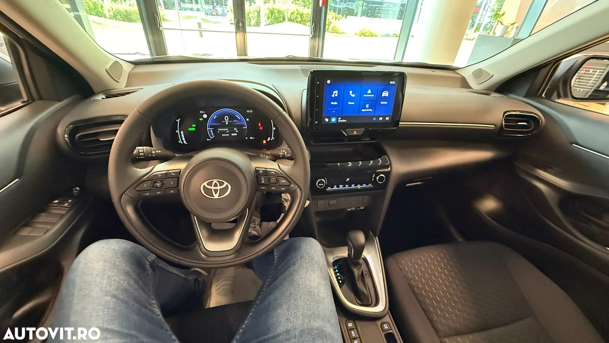 Toyota Yaris Cross 1.5 VVT-i HSD 4x2 Active - 17