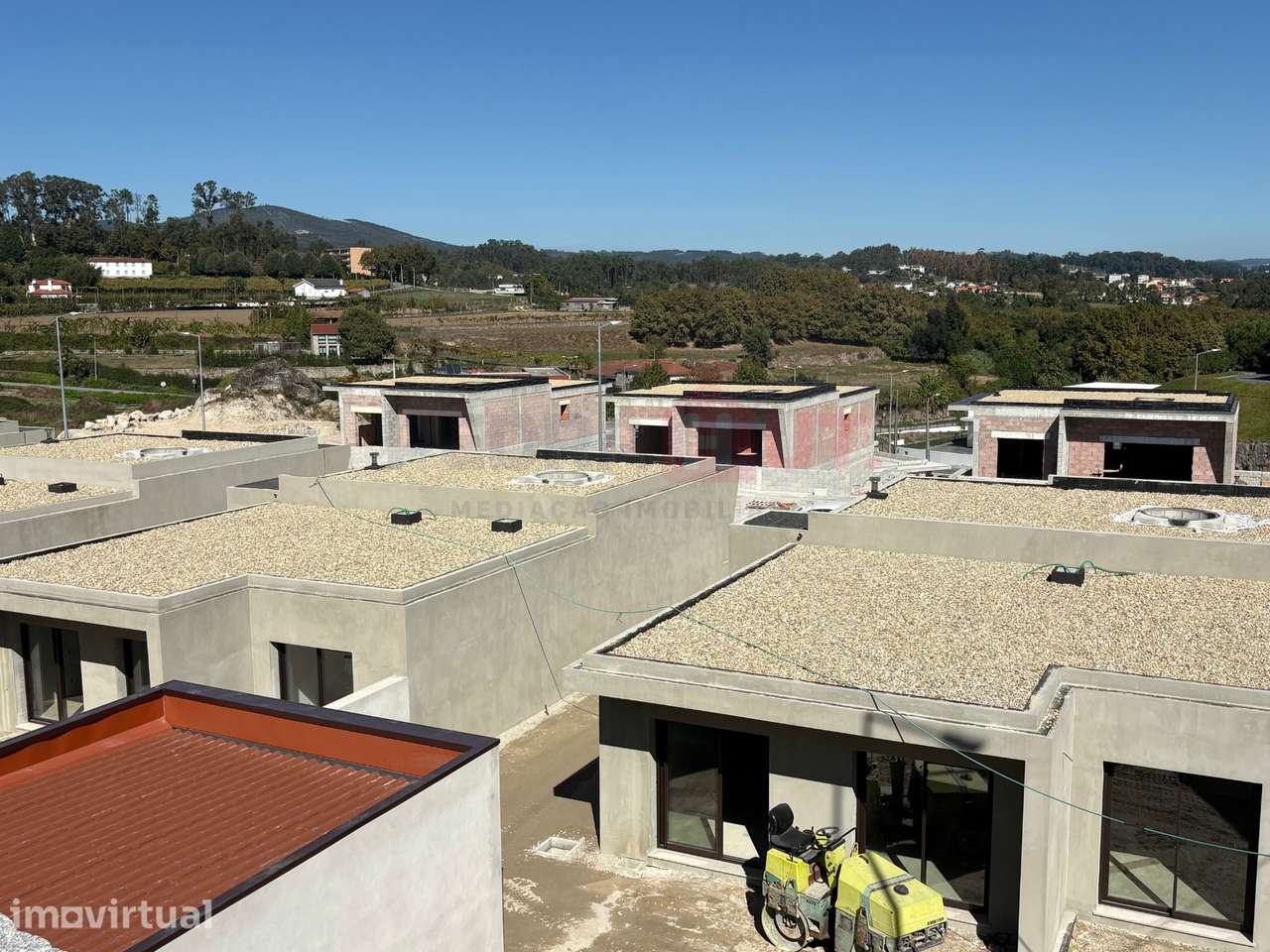 Lousada | Moradias T3 Novas| Terreas e RC + Andar | Construçao |NEWS - Grande imagem: 5/7