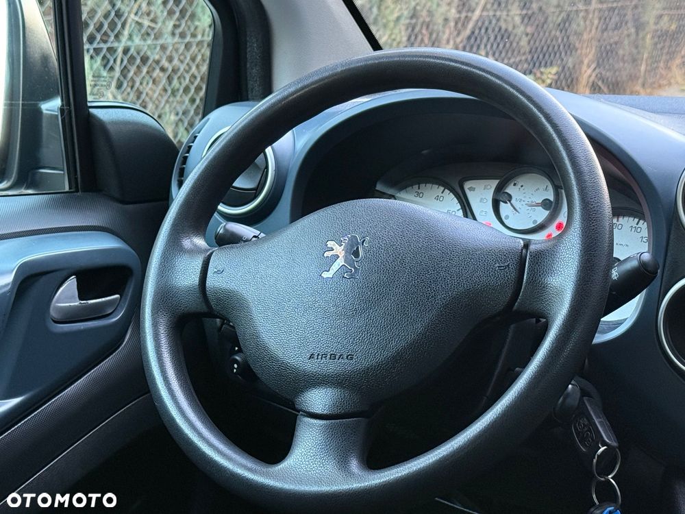 Peugeot Partner 110 Family - 29