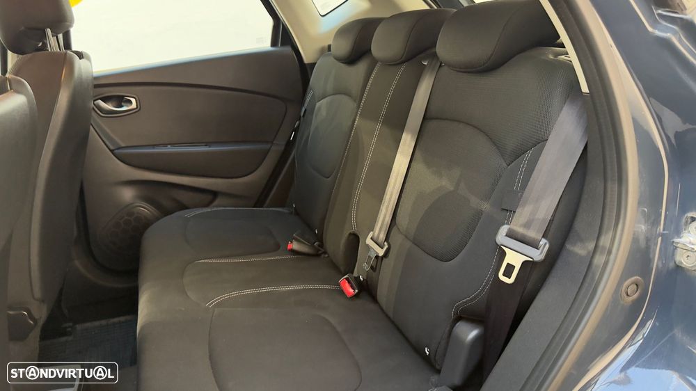 Renault Captur - 12
