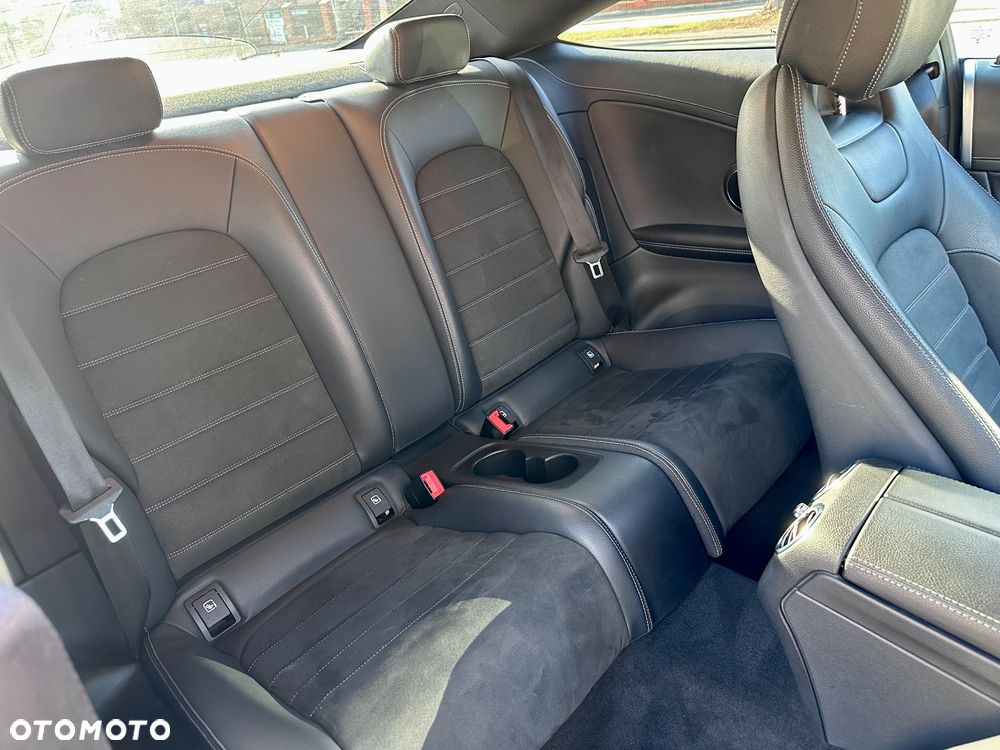 Mercedes-Benz Klasa C 250 7G-TRONIC - 9