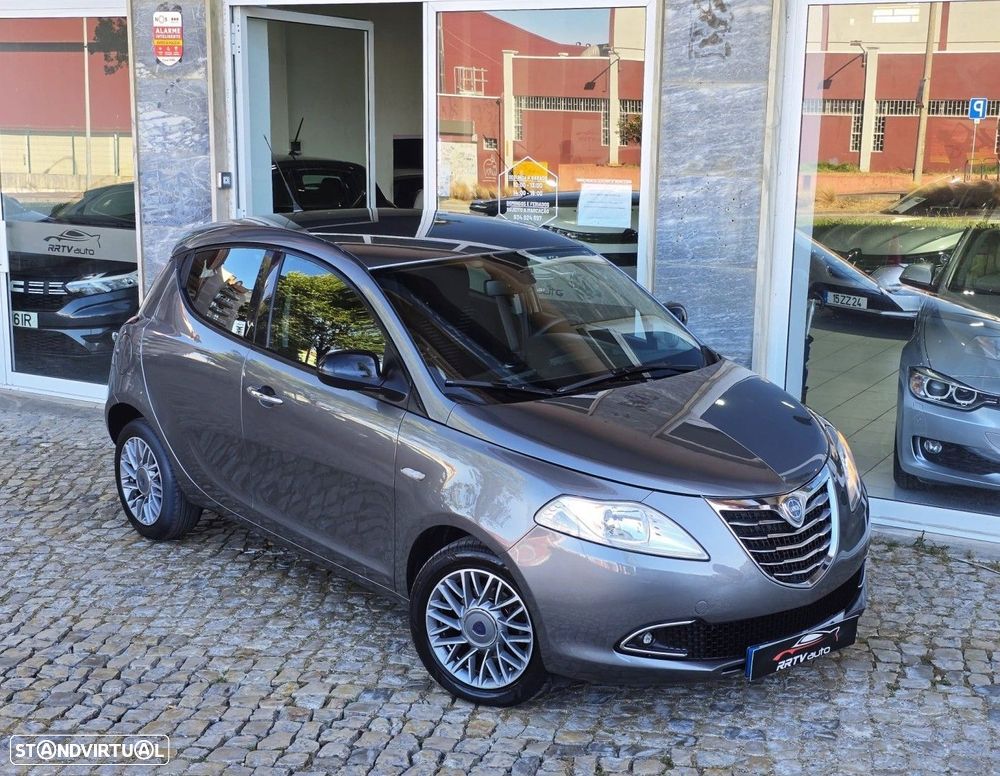 Lancia Ypsilon 1.3 M-jet S&S Platinum - 3