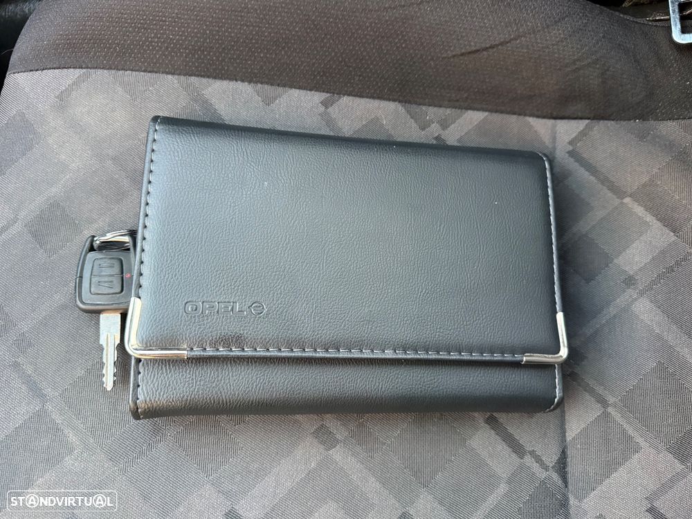 Opel Astra 1.4 Club - 26