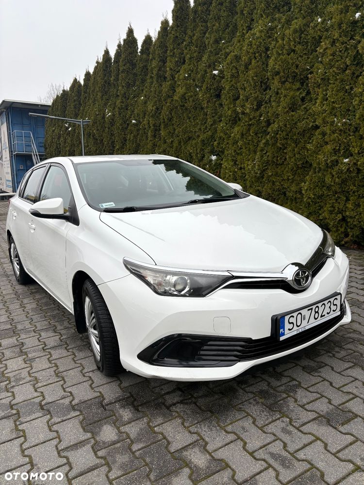 Toyota Auris - 6