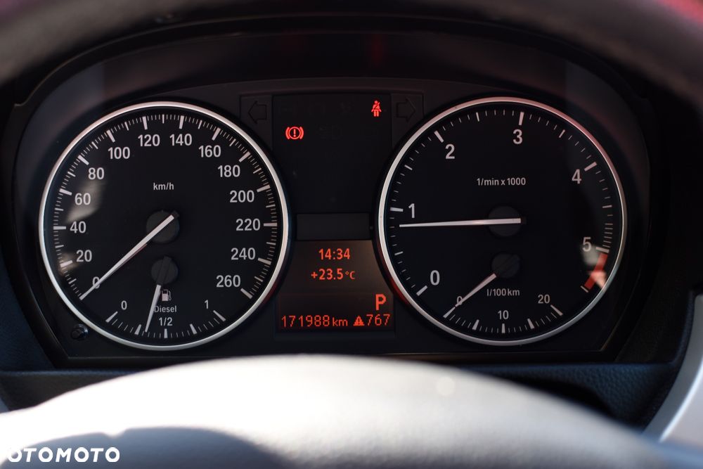 BMW Seria 3 - 36