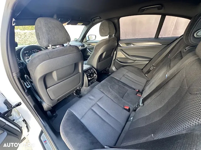 BMW Seria 5 520d xDrive AT MHEV - 15