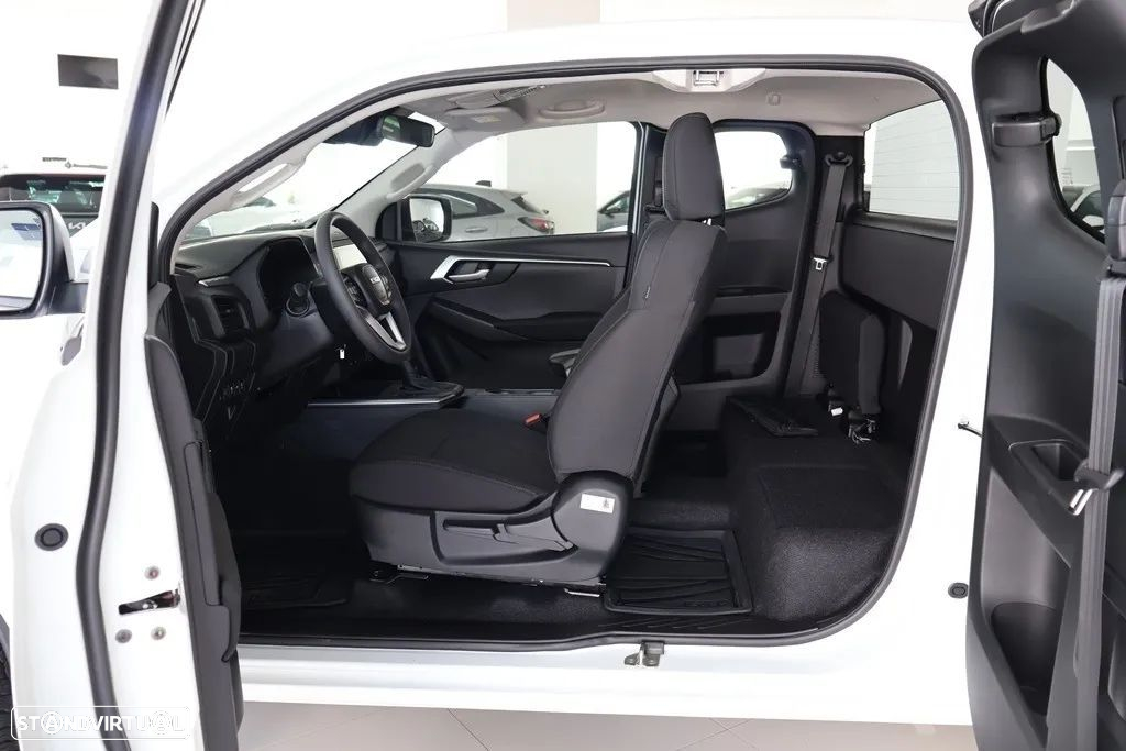 Isuzu D-Max 1.9 Ddi CD 4WD LS ATX - 31