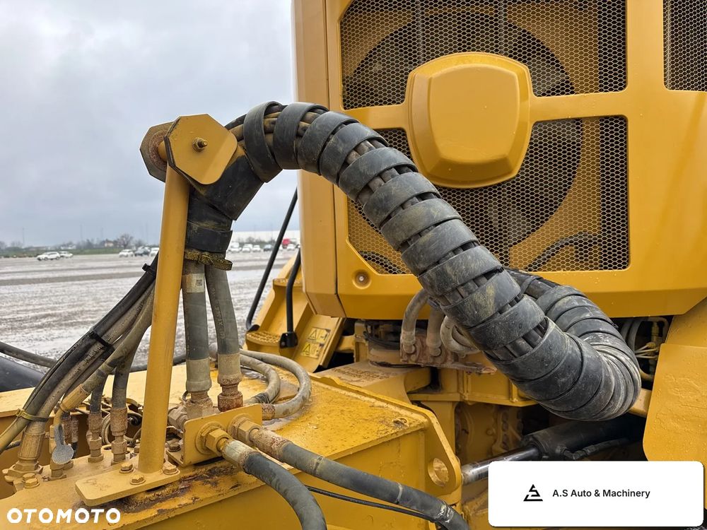 Caterpillar 730C - 3