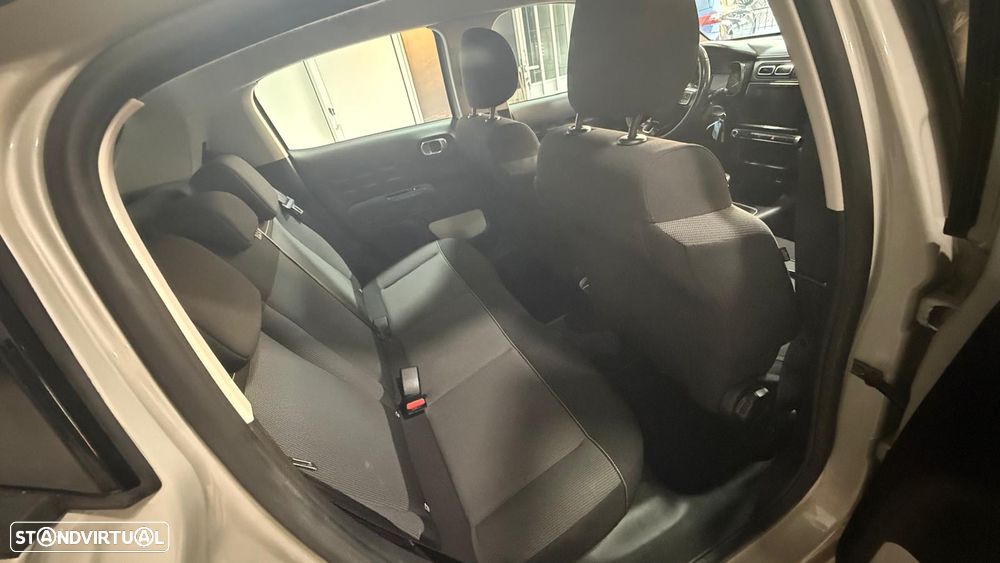 Citroën C3 Pure Tech Shine - 19