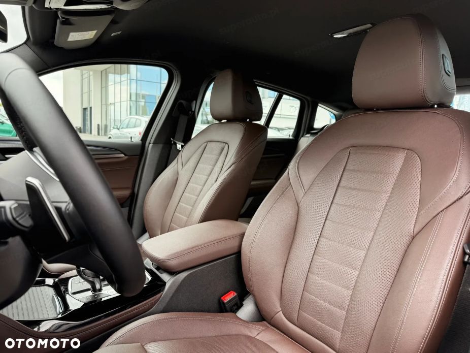 BMW X4 - 8