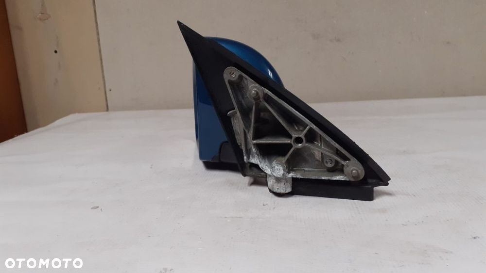LUSTERKO ELEKTRYCZNE LEWE AUDI A4 B6 5PIN  LZ5G  NIEBIESKI - 3