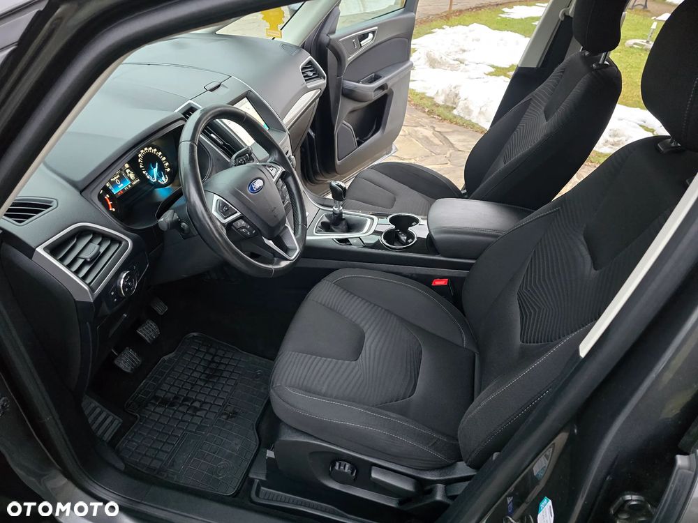 Ford S-Max 2.0 TDCi Trend - 29