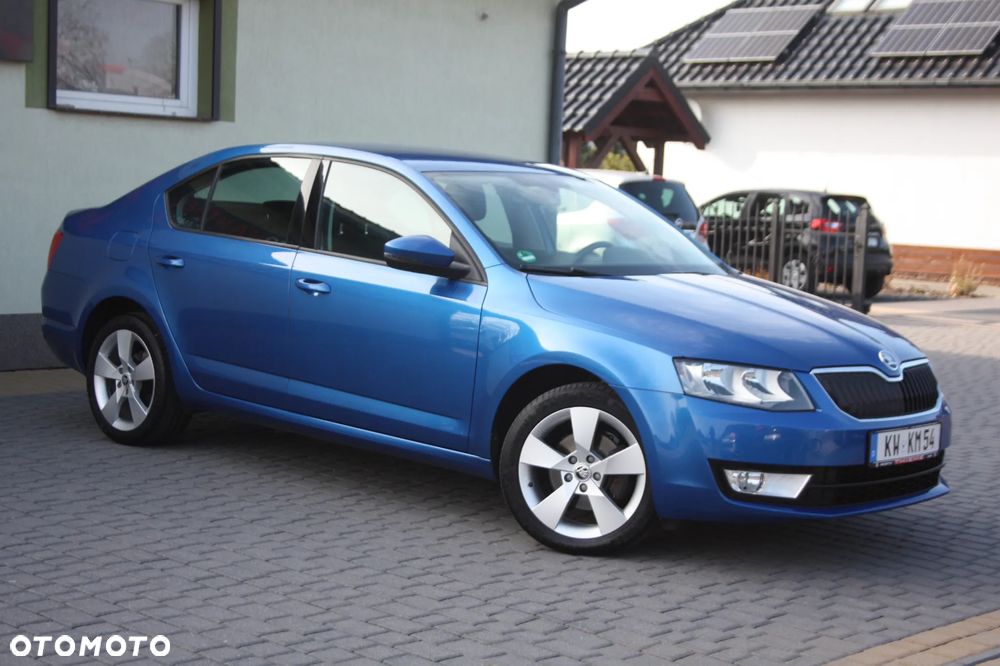 Skoda Octavia 2.0 TDI Premium Edition - 2