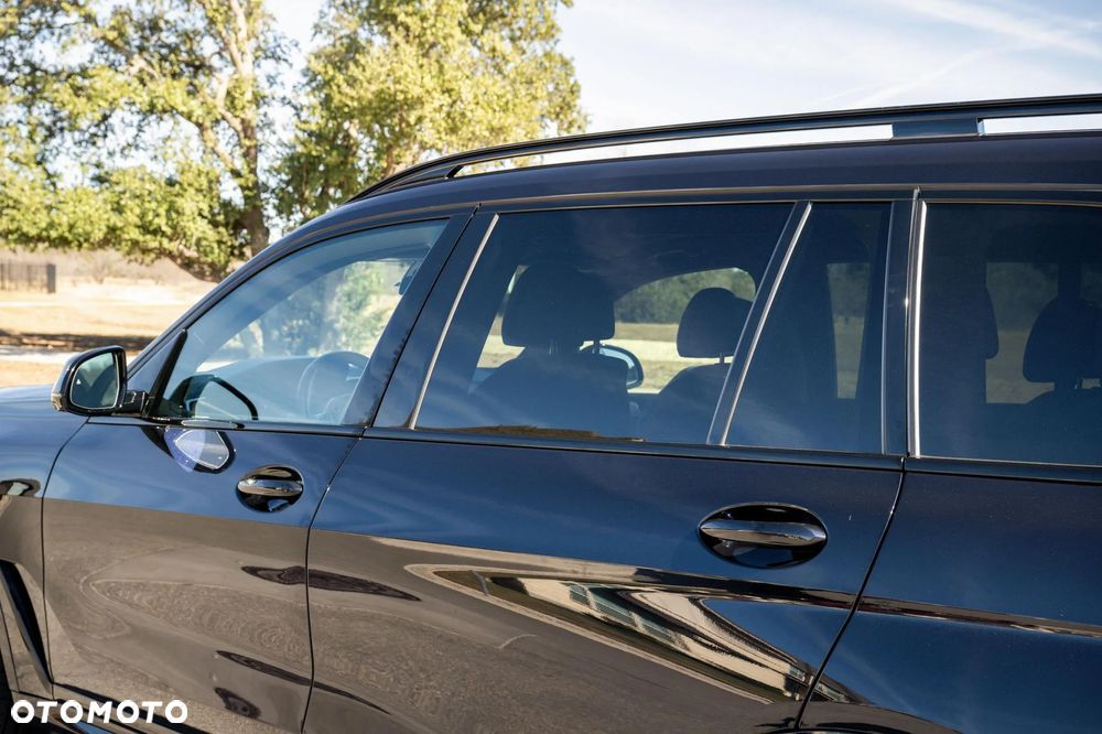 BMW X7 xDrive40i - 17