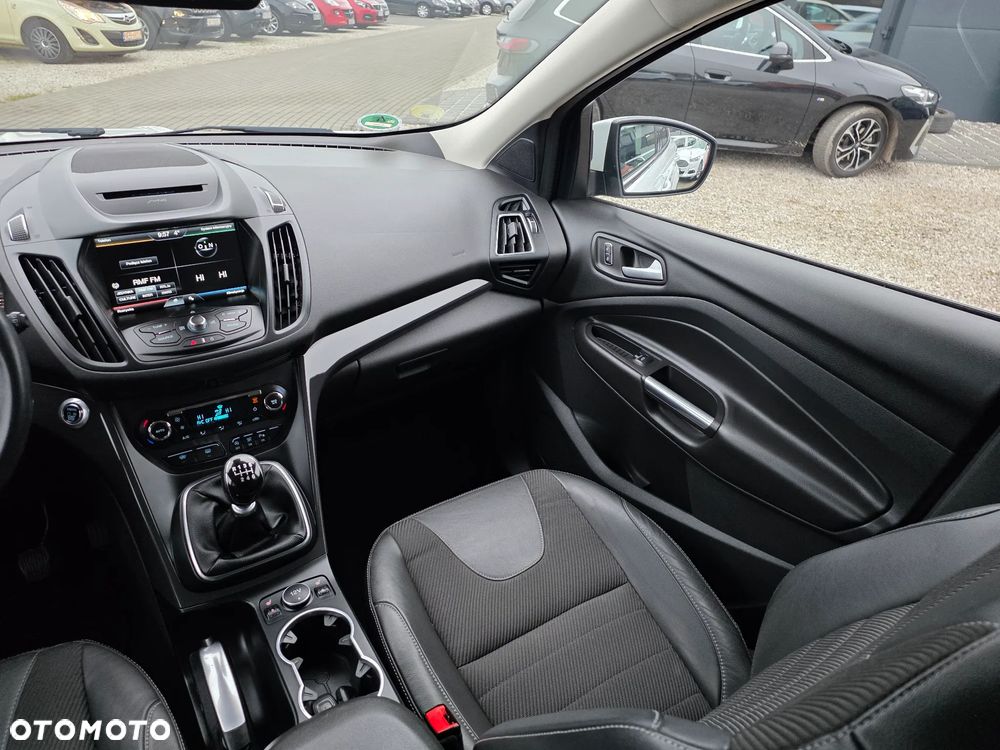 Ford Kuga 2.0 TDCi 4x2 Titanium - 31