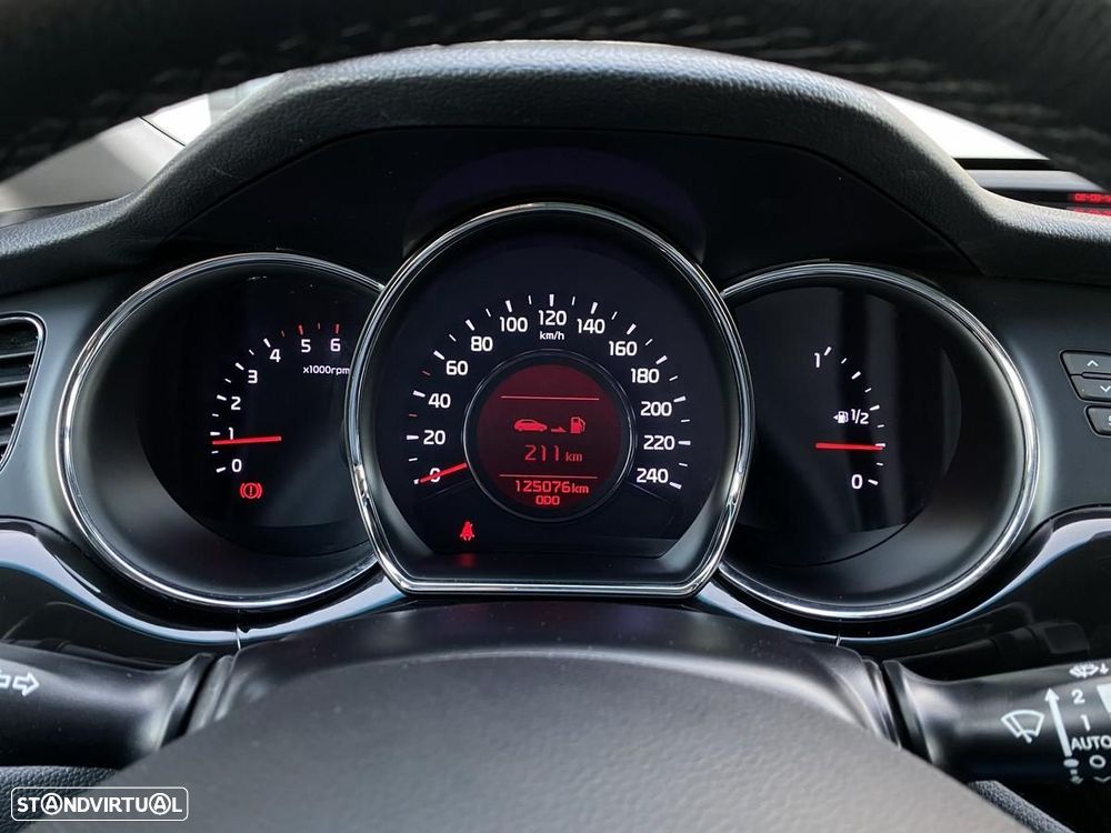 Kia Ceed SW 1.6 CRDi TX - 23