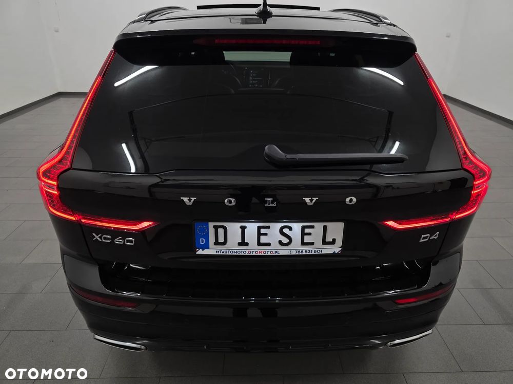Volvo XC 60 D4 Geartronic RDesign - 36